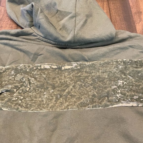 Hoodie - Picture 5 of 5